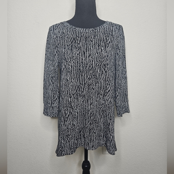 Chico's Tops - Chico's Cotton Modal Blend Black White Abstract Feather Print 3/4 Sleeve Tunic